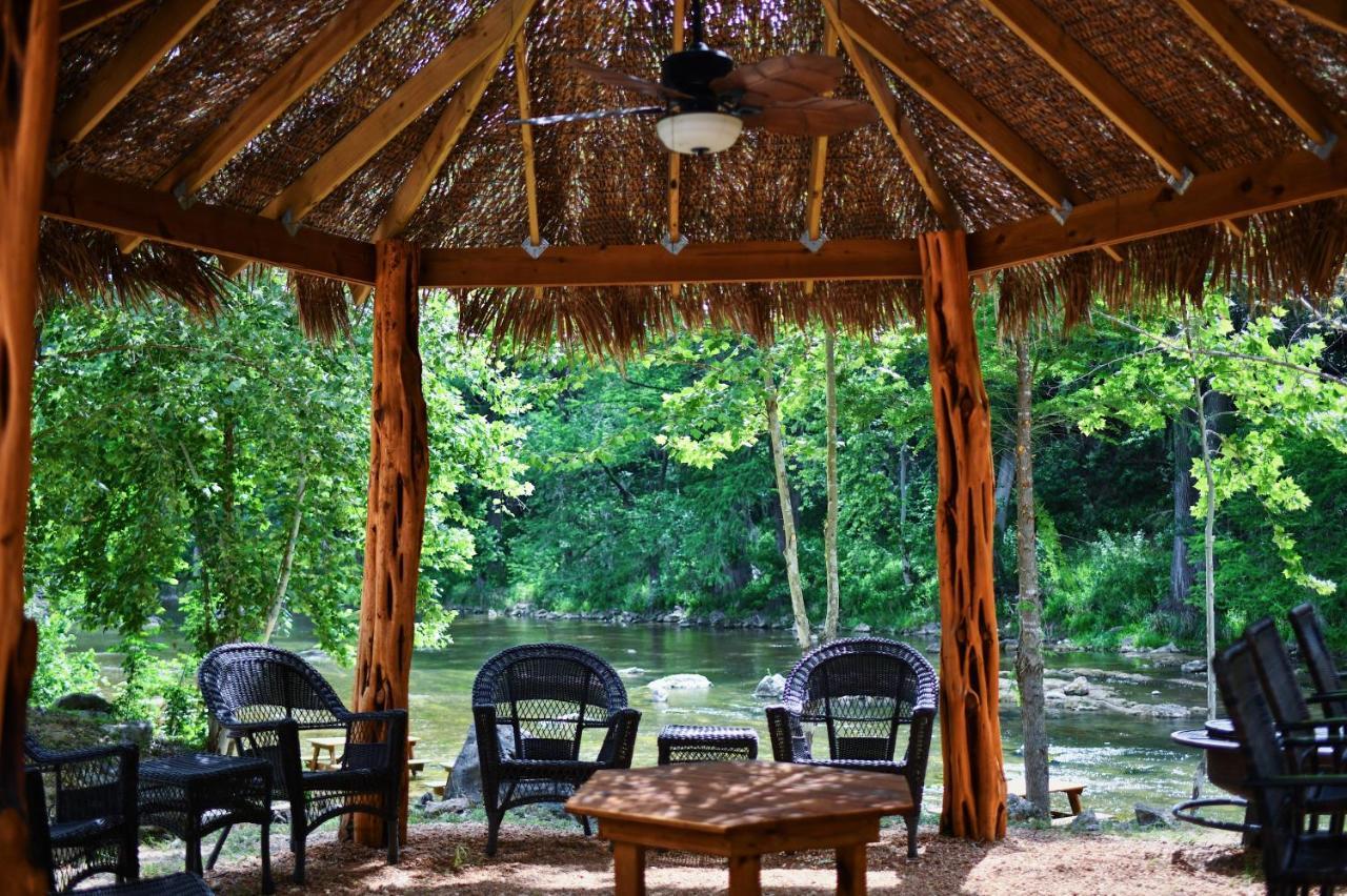 Son'S Guadalupe Glamping Tents - Adorable Riverside Glamping Tents Perfect A Family Getaway! New Braunfels Exterior photo